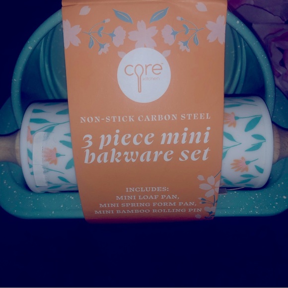 3 Piece Mini Bakeware Set - Brand New!! - Picture 3 of 3